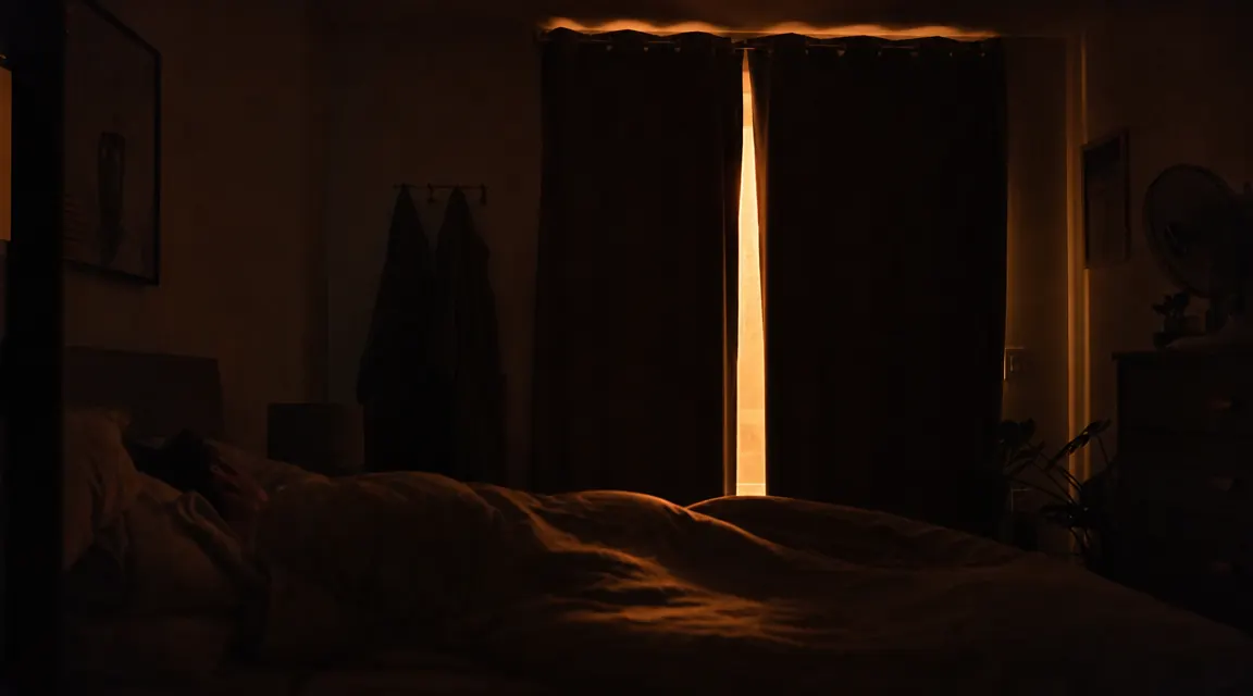 How to Block Light for Deeper Sleep Using a Contoured Sleep Mask